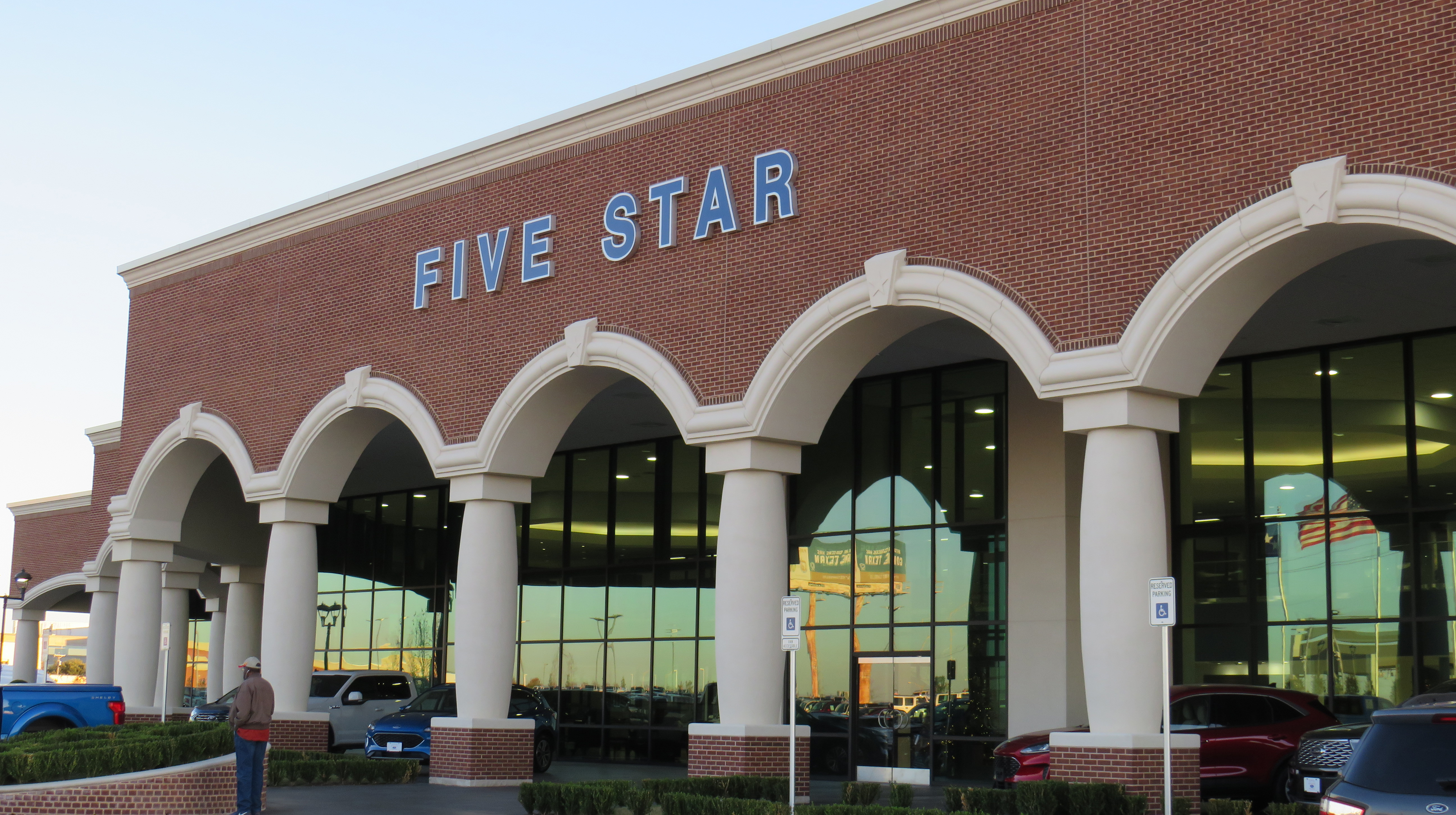 Five Star Ford in Dallas, Texas Teaser Image